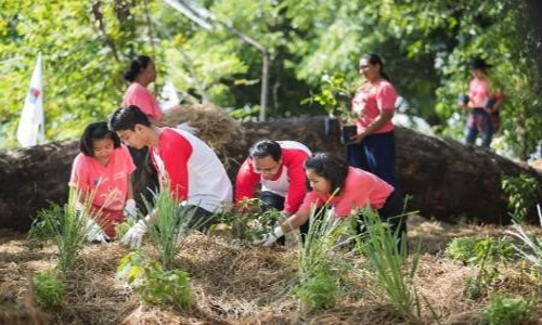 โครงการพลงคนสรางสรรคโลก รวมพลงตามรอยพอของแผนดน 1