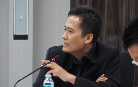 7 คณเสนาะ สขเจรญ บรรณาธการขาว สำนกขาวอศรา